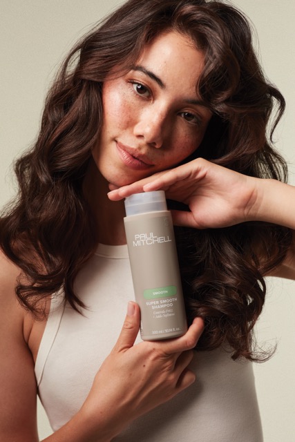 Super Smooth Shampoo - Image 4